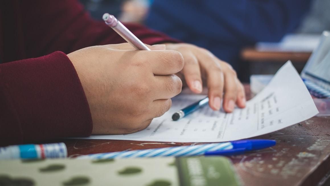 Concurso do Ministério da Defesa contratará professores do ensino básico, técnico, tecnológico e magistério superior. Foto: Shutterstock