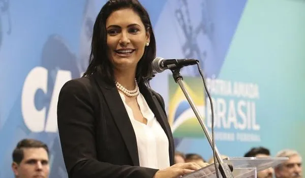 Michelle Bolsonaro receberá alta neste sábado, após passar por procedimentos cirúrgicos 