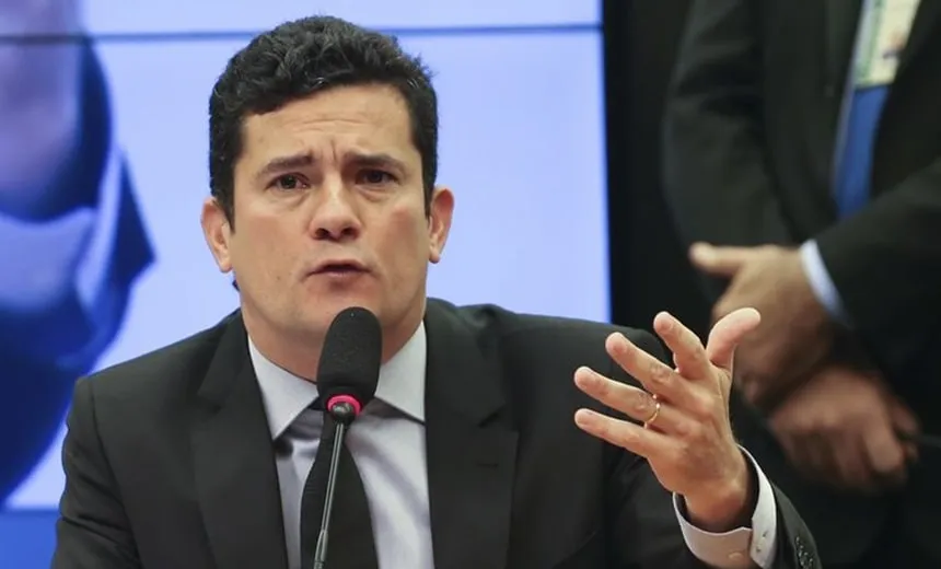 Moro diz que decreto do porte de arma não é para segurança; “resultado das eleições”