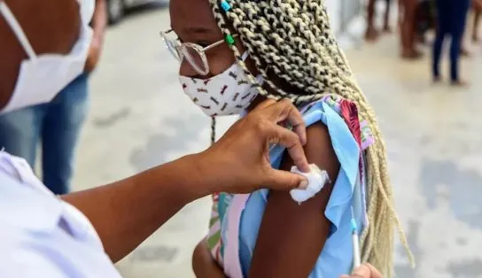 Vacinação contra Covid-19 tem esquema diferenciado nesta quarta-feira; confira as mudanças