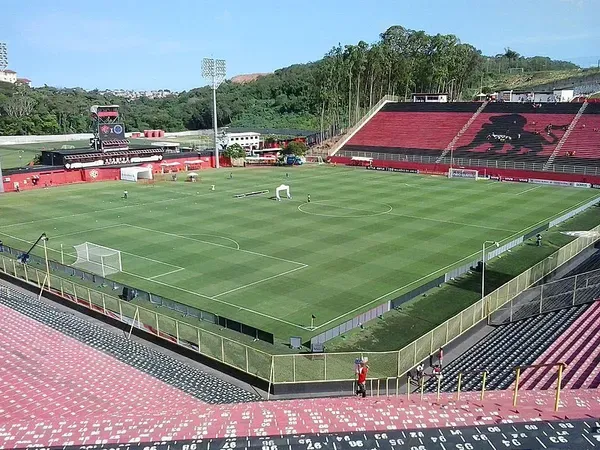 Banco Central notifica o Vitória sobre penhora do Barradão