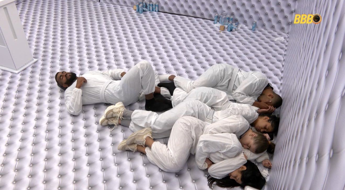 Jornal Espanhol Critica Quarto Branco Do Bbb 26 Big Tortura Brasil. | Foto: Reprodu&ccedil;&atilde;o BBB 26