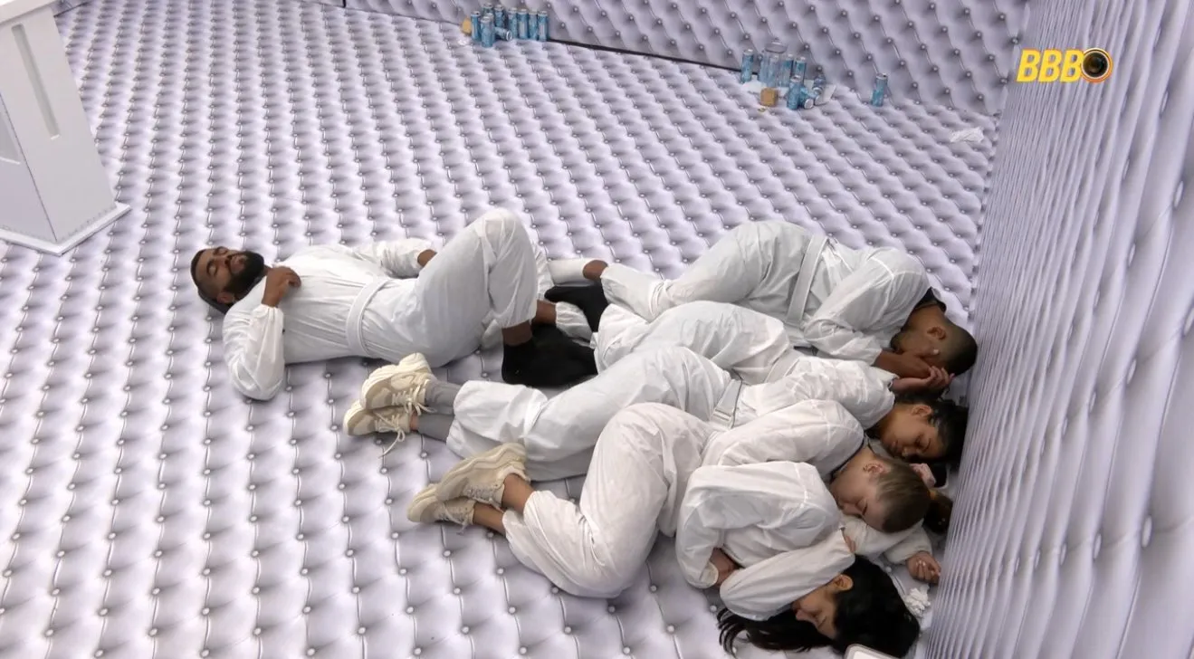 Jornal espanhol critica Quarto Branco do BBB 26: 'Big Tortura Brasil'