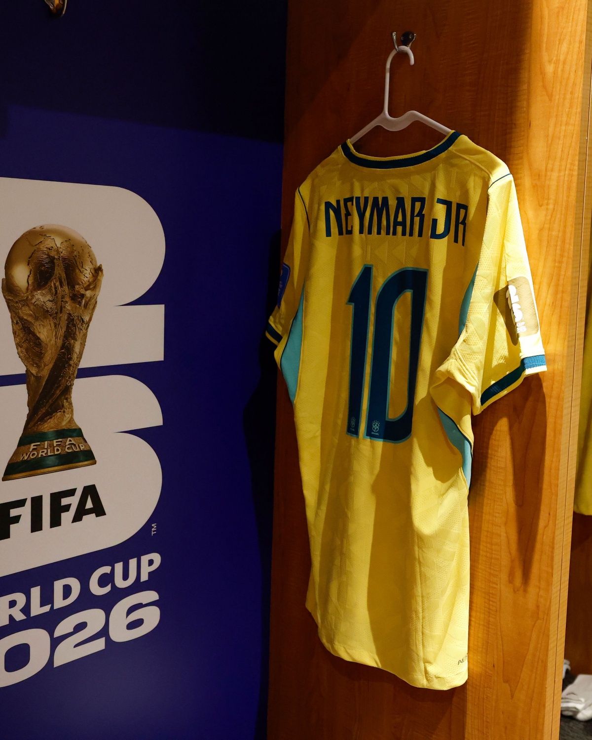 Camisa do Neymar em Brasil e Esc&oacute;cia. Foto: CBF