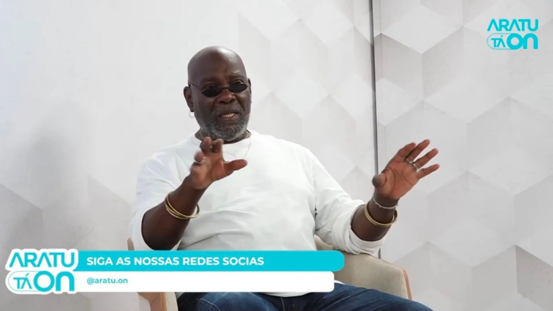 Lazzo critica racismo e modismo na música baiana: 'O axé foi excludente'