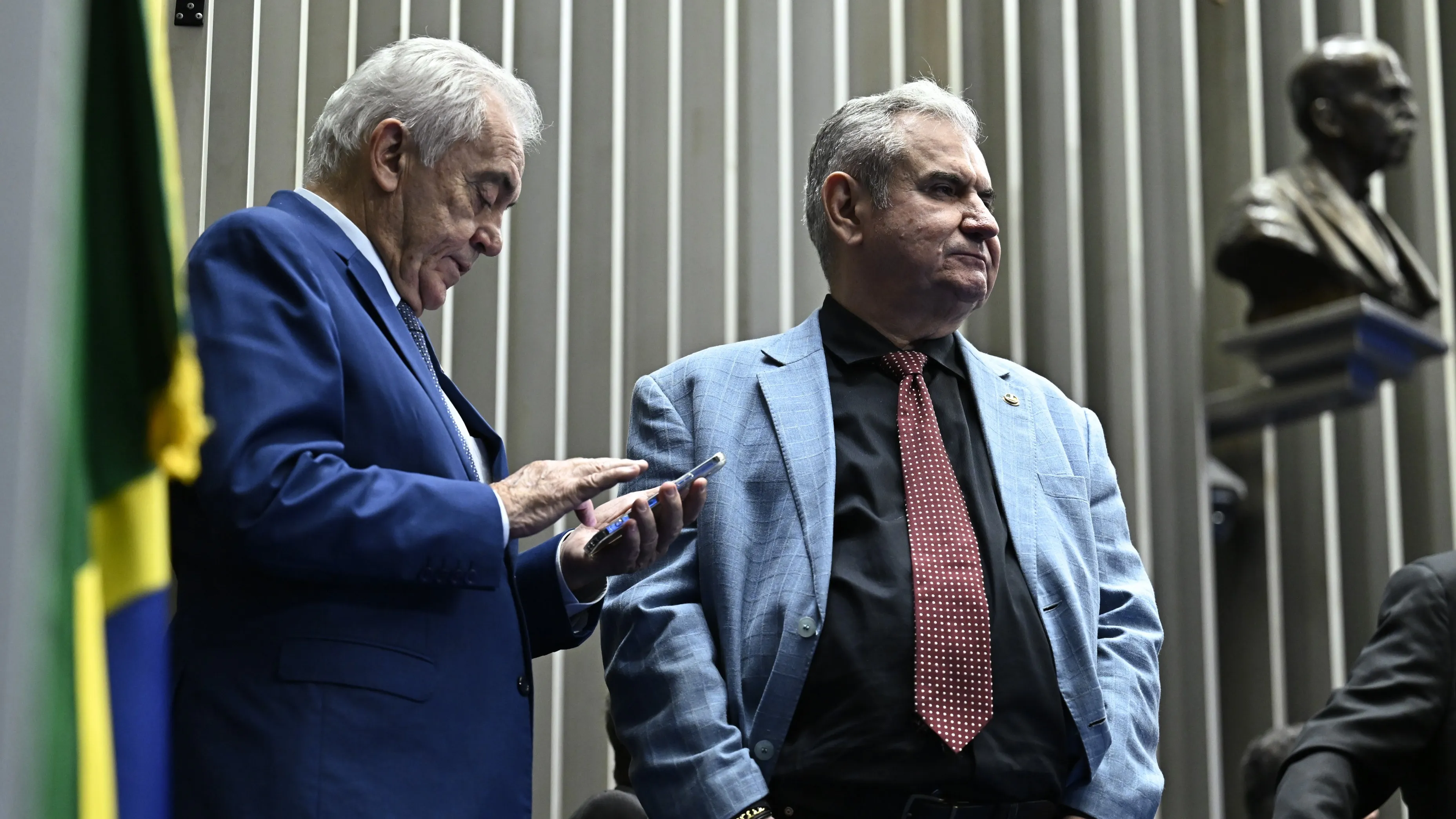 Coronel admite divergência com Otto, mas nega crise: ‘Amizade inabalável’