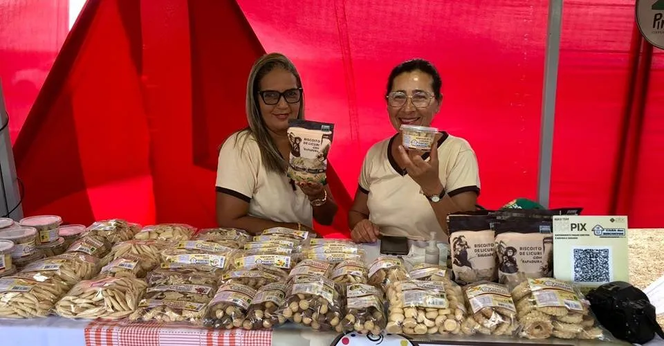 Coletivo composto por mulheres cria biscoito sem glúten e lactose à base de licuri