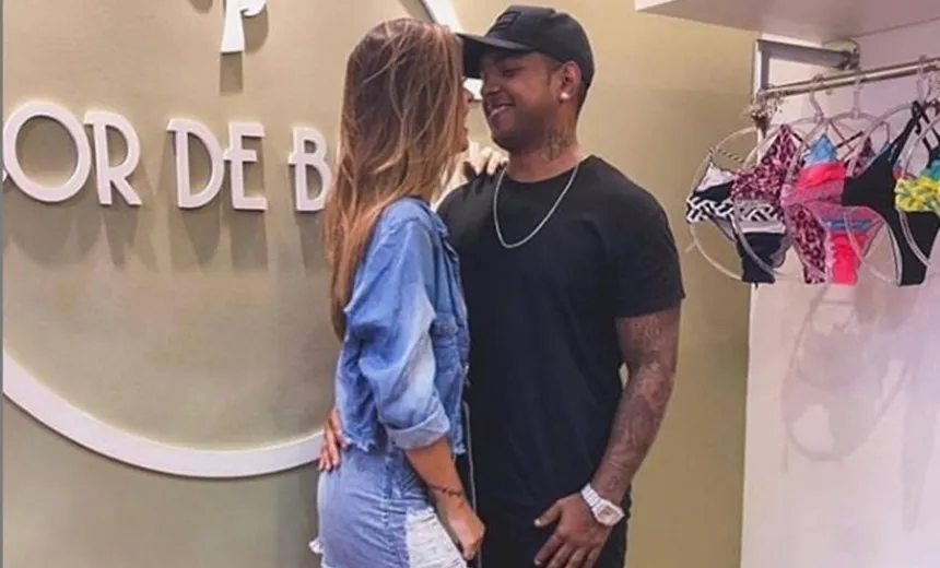 É oficial! Bruno Magnata reata com Thamy Araujo e a pede em casamento; 'quero casar com você, aceita?'