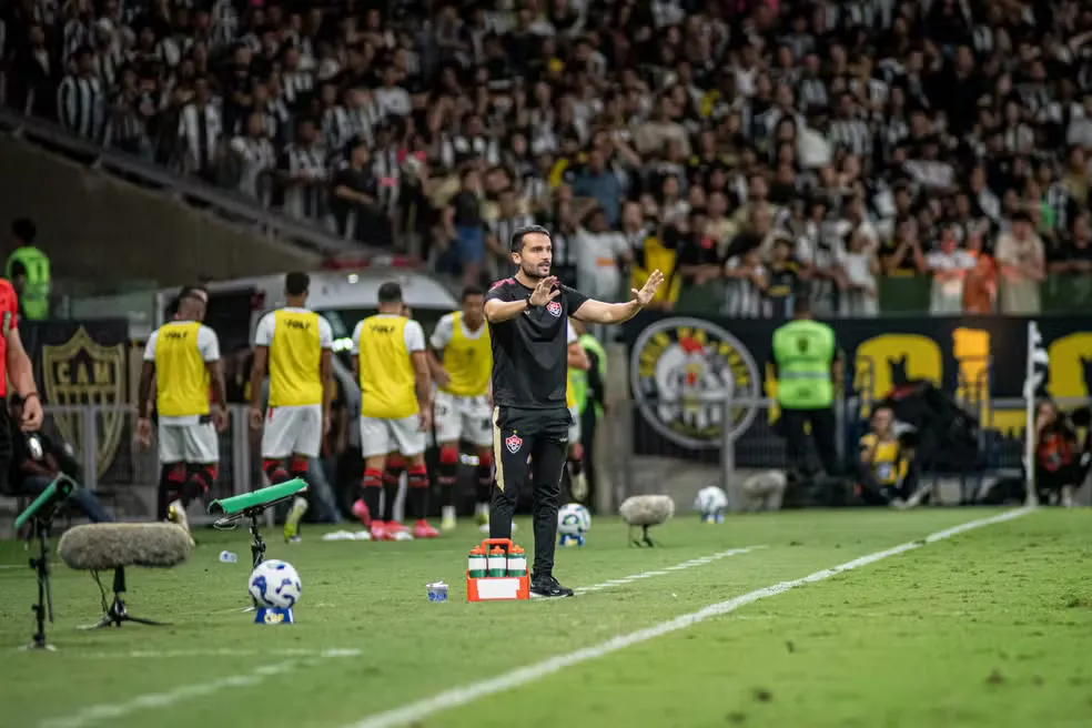Técnico do Vitória valoriza empate com Galo: 'A partida foi muito boa'