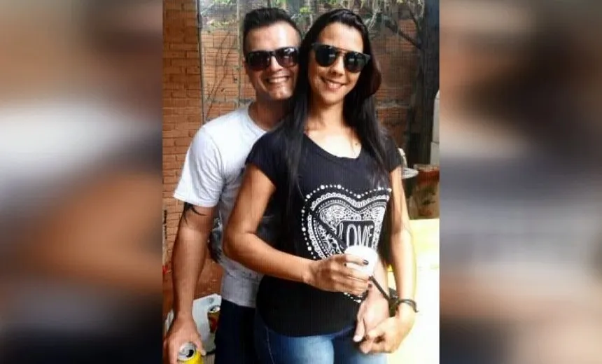 Cantor sertanejo é condenado a 30 anos de prisão por matar companheira a facadas