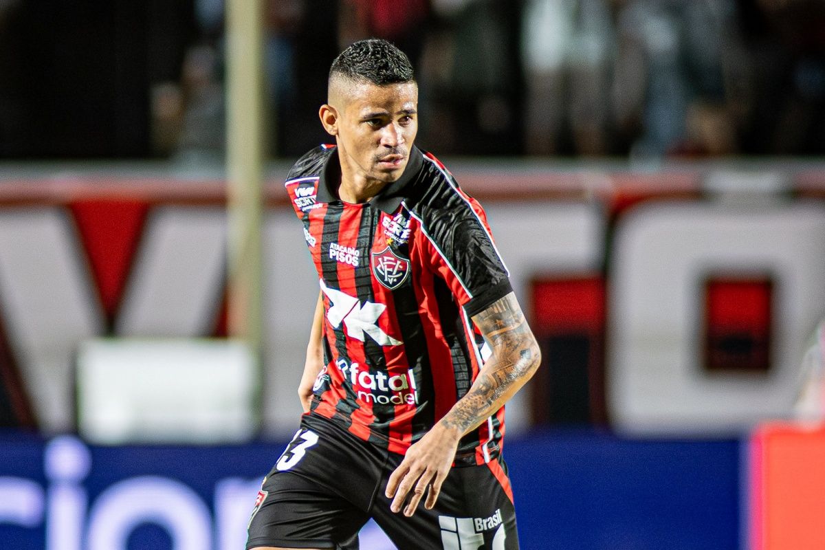 Maior compra da hist&oacute;ria! Vit&oacute;ria anuncia perman&ecirc;ncia de Erick at&eacute; 2028. Foto: Victor Ferreira/EC Vit&oacute;ria