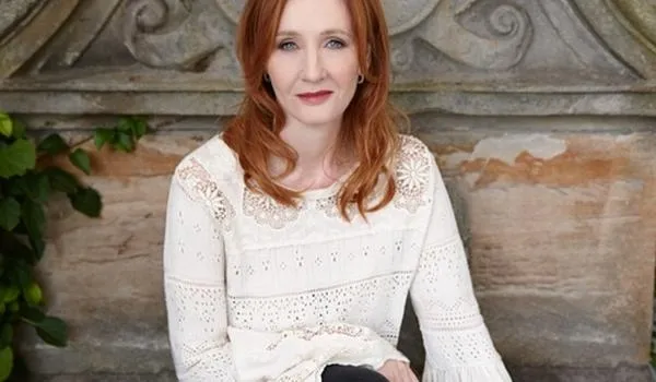 Criança baiana ilustra "O Ickabog", novo livro de J.K Rowling 