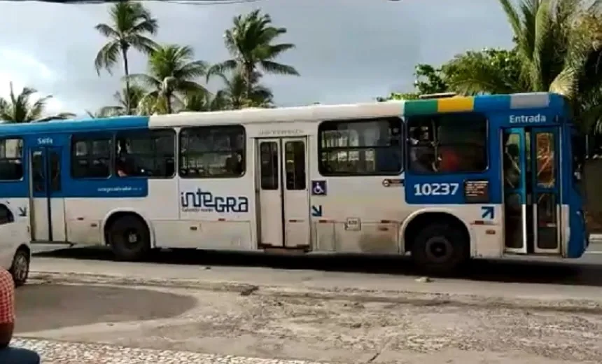 Informação sobre greve de PMs não altera funcionamento de ônibus em Salvador; governo garante normalidade 