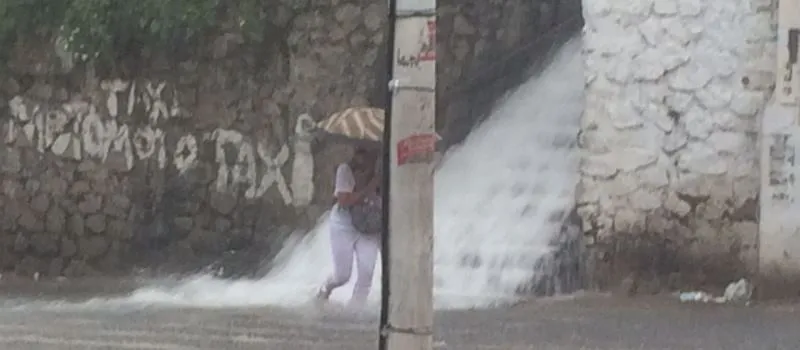 CACAU DESCEU: Salvador tem pontos de alagamento por causa da chuva; Confira os vídeos