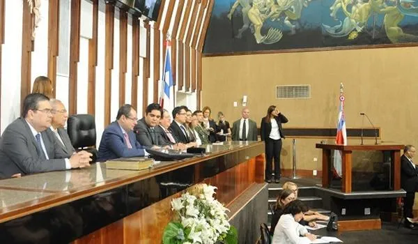 Deputados baianos não terão recesso marcado para julho; "situação emergencial"
