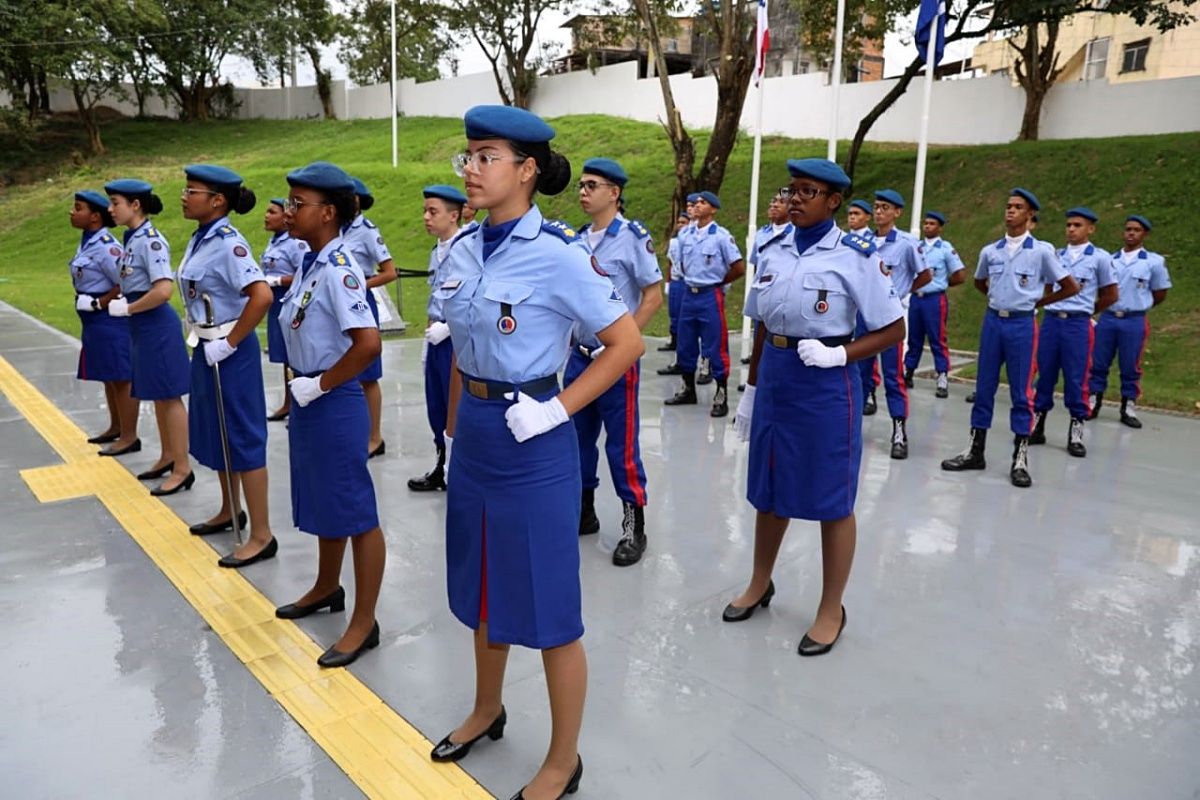 A PM divulgou a lista de pr&eacute;-aprovados nas unidades do Col&eacute;gio da Pol&iacute;cia Militar na Bahia foi divulgada com os quase 2,8 mil vagas. Foto: Divulga&ccedil;&atilde;o/PMBA