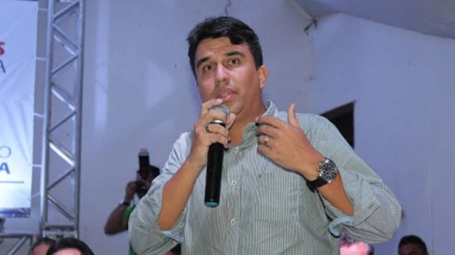 Prefeito de Serrinha é acionado após causar dano de mais de R$ 25 milhões ao município