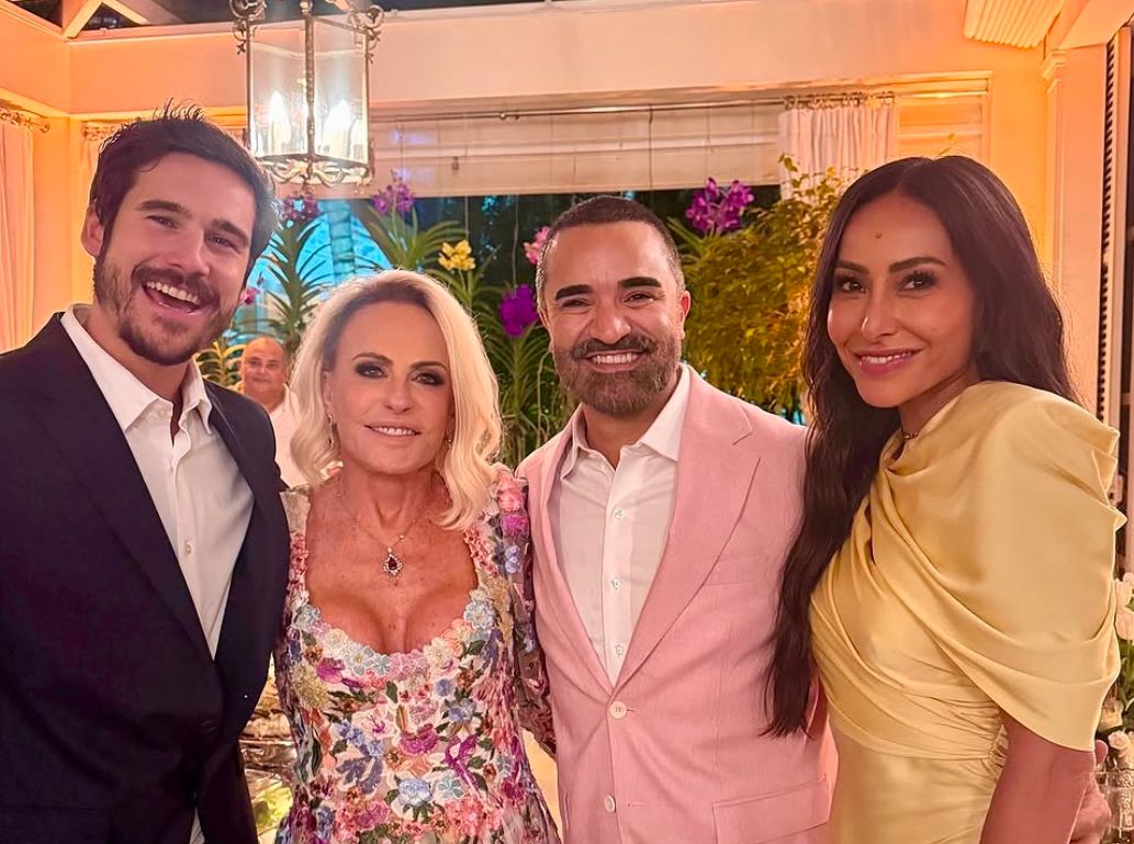 Sabrina Sato publicou os primeiros cliques da cerimônia secreta de Ana Maria Braga.   /   Foto: Rede Social Sabrina Sato