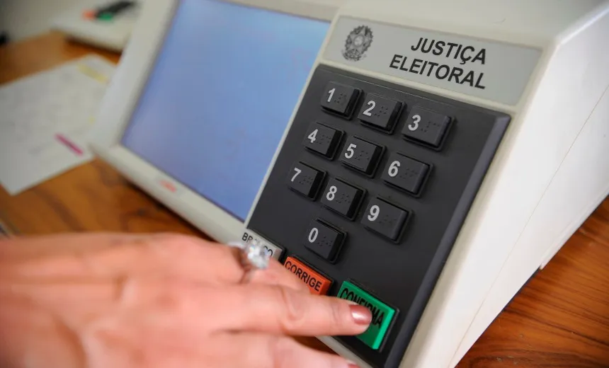 Empresários, advogados e deputados são maioria entre candidatos