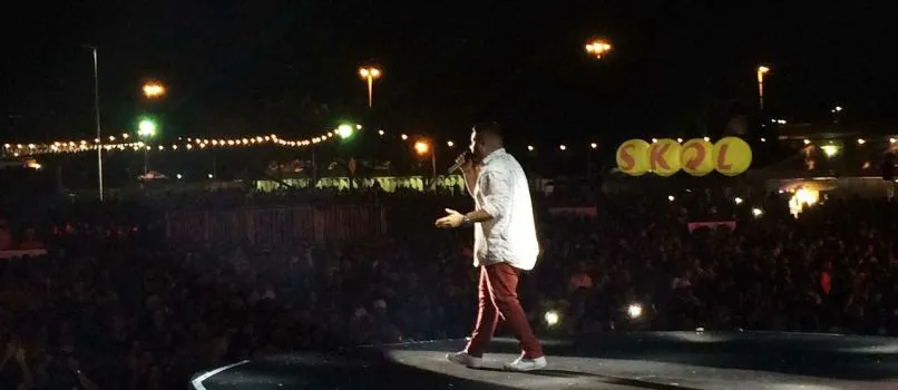 ESTAMOS AO VIVO: Animação de Danniel Vieira invade palco na madrugada do Arraiá do Galinho