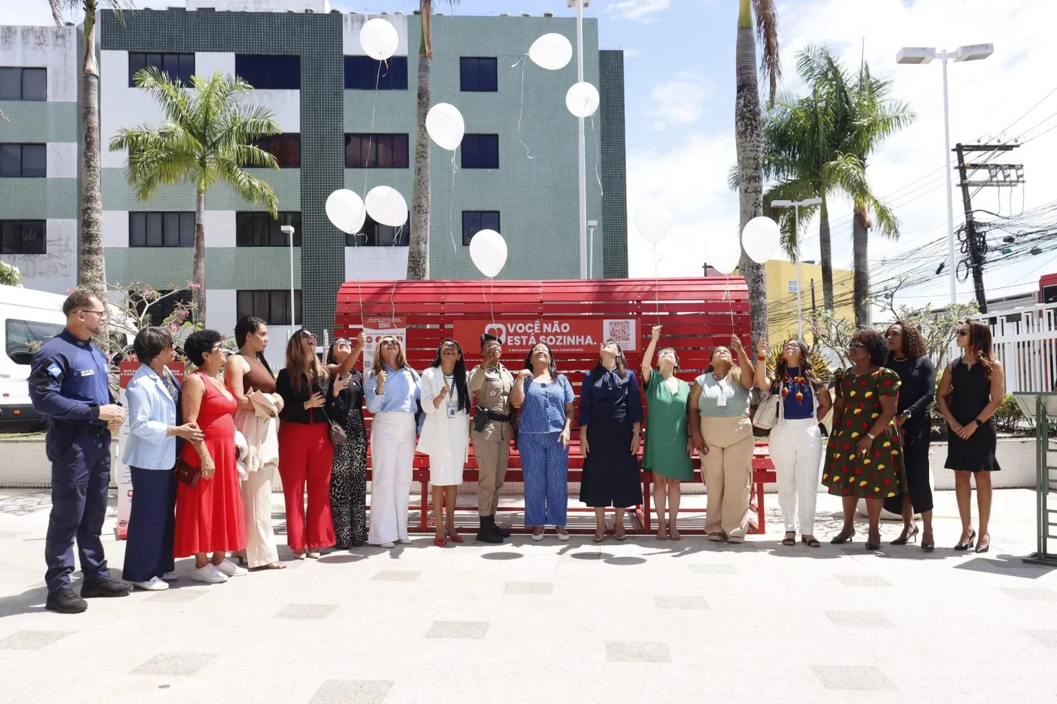 Banco Vermelho é instalado na Defensoria da Bahia contra feminicídio