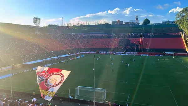 Após três partidas fora, Vitória terá quatro jogos seguidos no Barradão