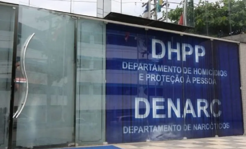 Esposa de PM morre após ser baleada pelo marido em Itapuã; tiro teria sido acidental