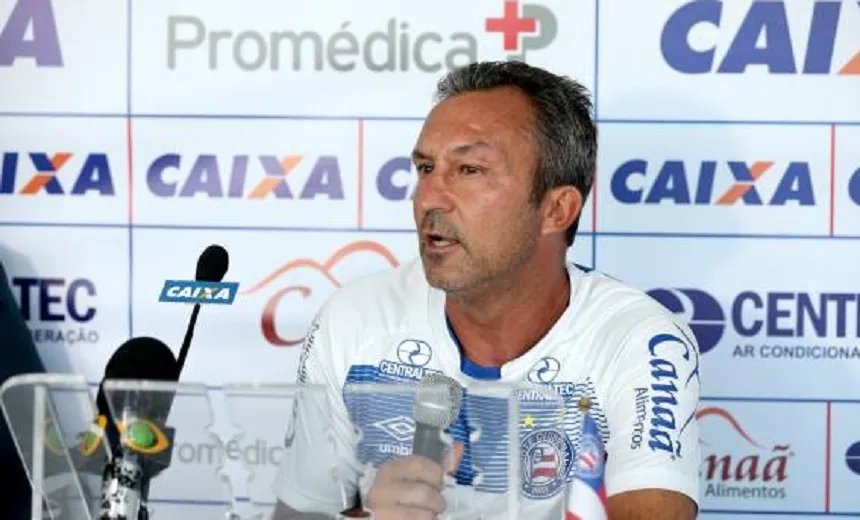 Após empate com Botafogo, técnico do Bahia fala sobre pressão e esperança de virada