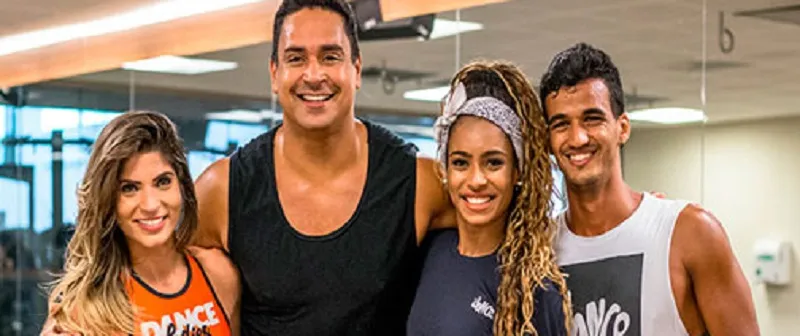 ‘DESCE COM A GENTE’: Xanddy faz participação em vídeo de coreografia do FitDance