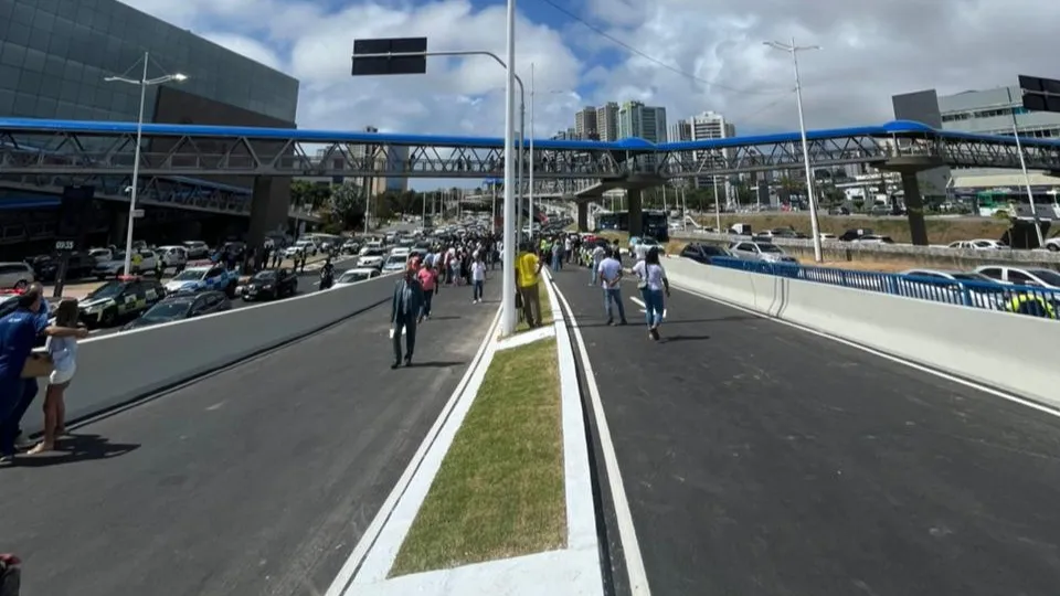 Prefeitura de Salvador inaugura viaduto que liga Av. ACM ao Acesso Norte