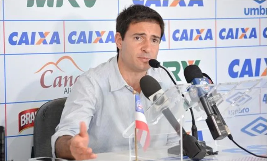 Diretoria do Bahia nega saída do meia Régis; clube árabe havia anunciado contratação