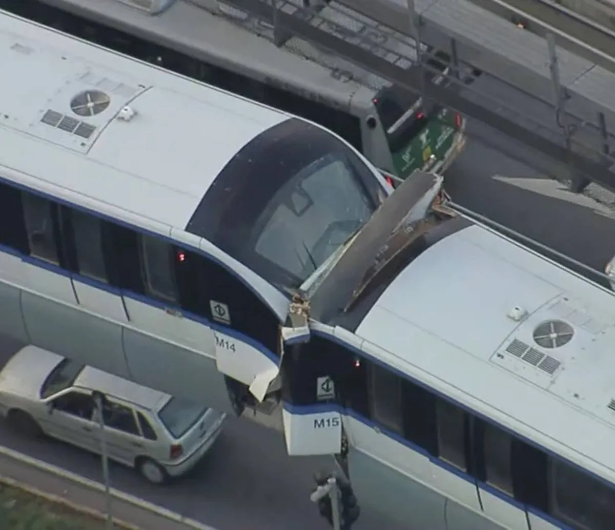 Trens do metrô colidem de frente em São Paulo, entenda o caso