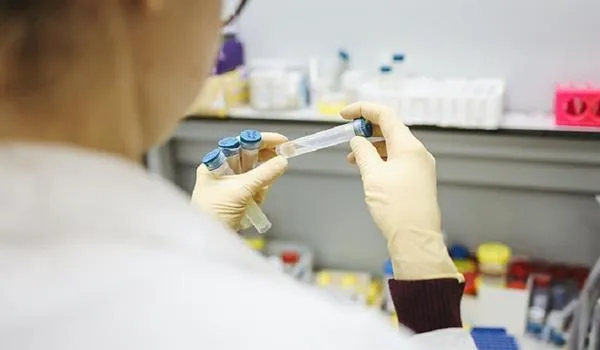 Unidades de saúde de Salvador farão testes para a Covid-19 de graça, anuncia ACM Neto 