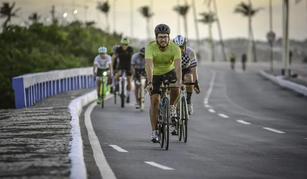Transalvador estuda fechar parte da Orla para treinamento de ciclistas; testes já começaram