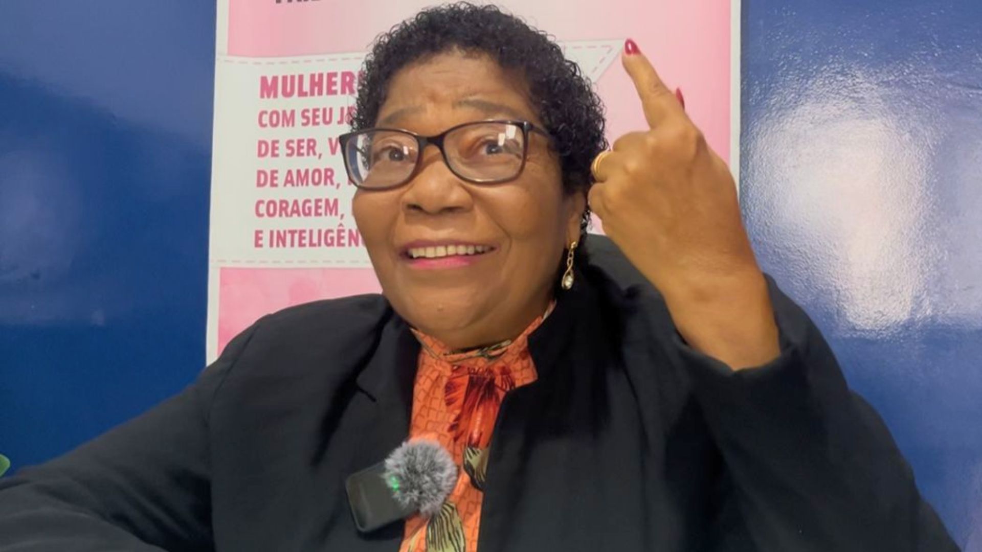 Maria do Amparo Xavier na sede do Sintepav/Bahia | Imagem: Aratu On