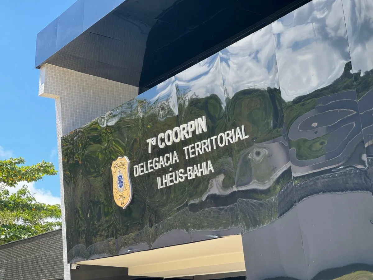 Mulher é presa por estuprar enteada de 10 anos na Bahia