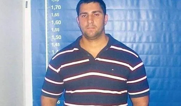 Justiça da Bahia proíbe cremação de corpo de Adriano da Nóbrega e determina novo exame