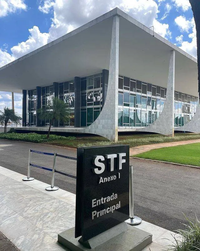 STF decide que Congresso deve regulamentar a licença-paternidade