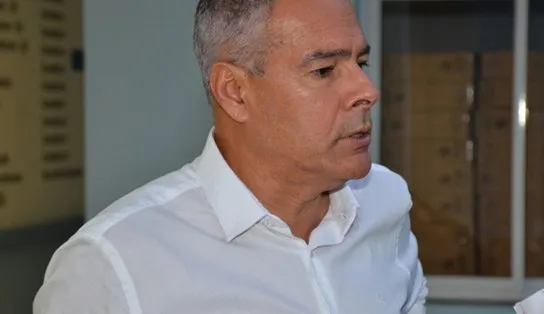 “Nunca havíamos passado um Natal debaixo d’água”, diz prefeito de Alagoinhas sobre chuvas na Bahia