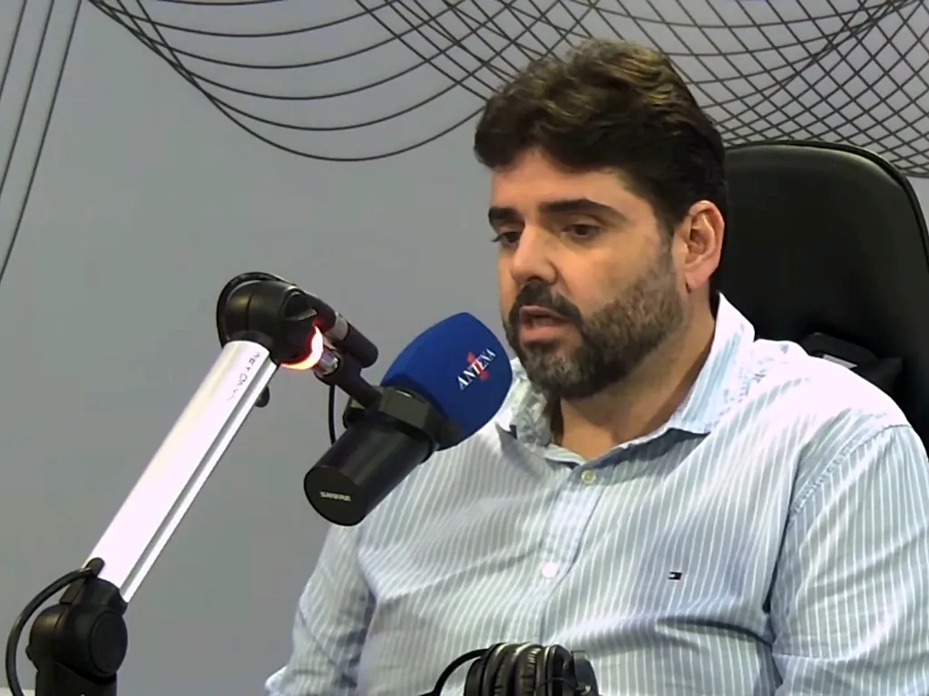 'Faltou diálogo', diz Adolpho Loyola sobre invasões na CMS e AL-BA