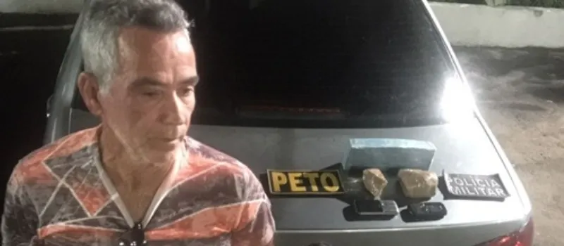 TRANSPORTE DA DROGA: Taxista é preso levando maconha e crack em Ubaitaba