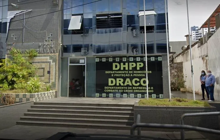 Dois homens e uma mulher morrem após serem baleados dentro de casa em Cosme de Farias