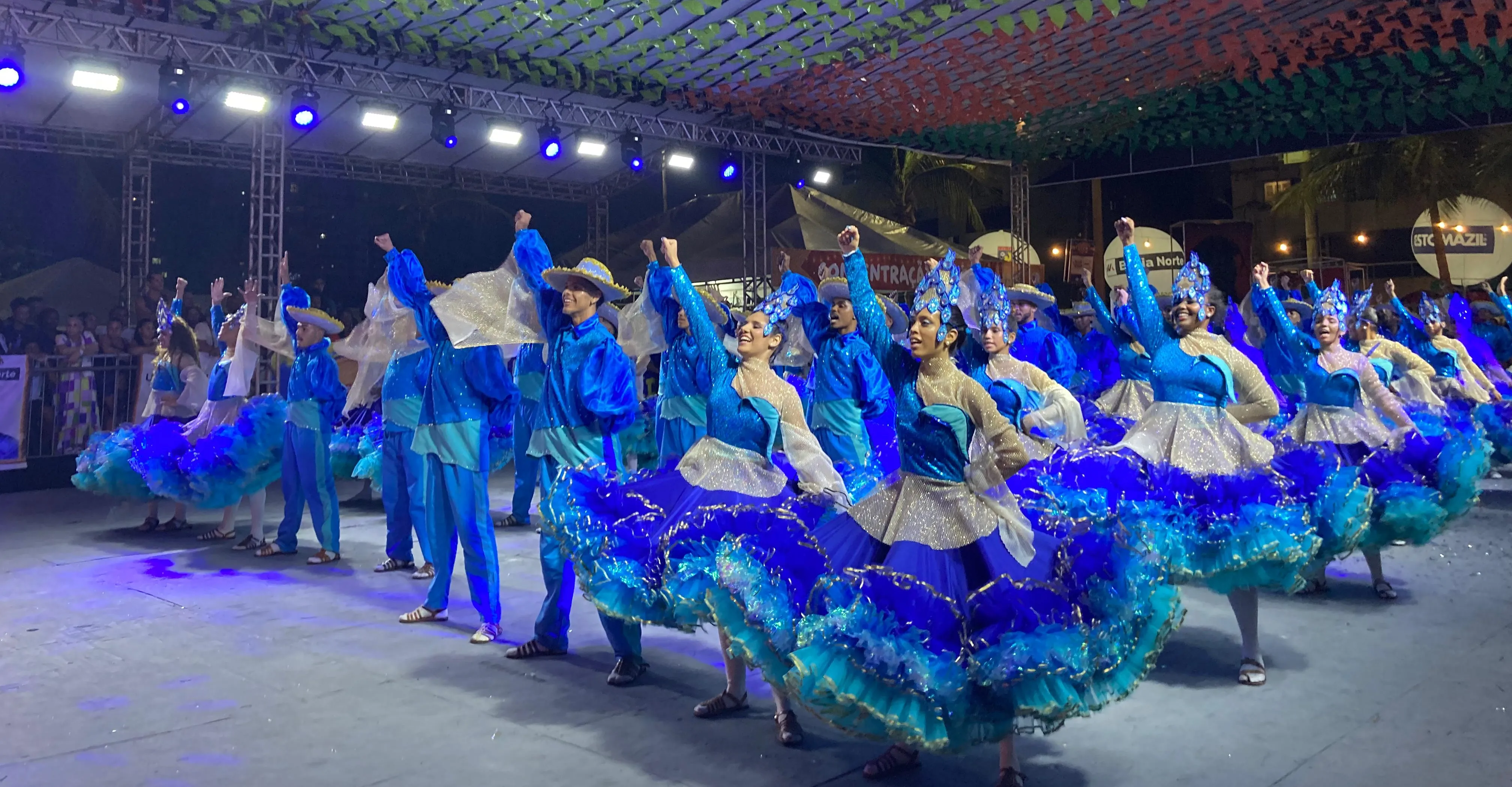 Direto de Itambé, quadrilha Balancê põe todo mundo para dançar no Galinho