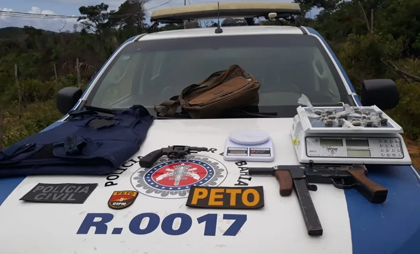 Submetralhadora é encontrada e adolescentes são apreendidos em Vera Cruz
