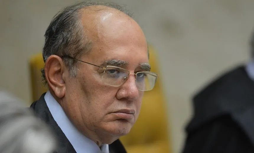 Ministro Gilmar Mendes manda soltar Garotinho e Rosinha; casal cumpre medidas cautelares