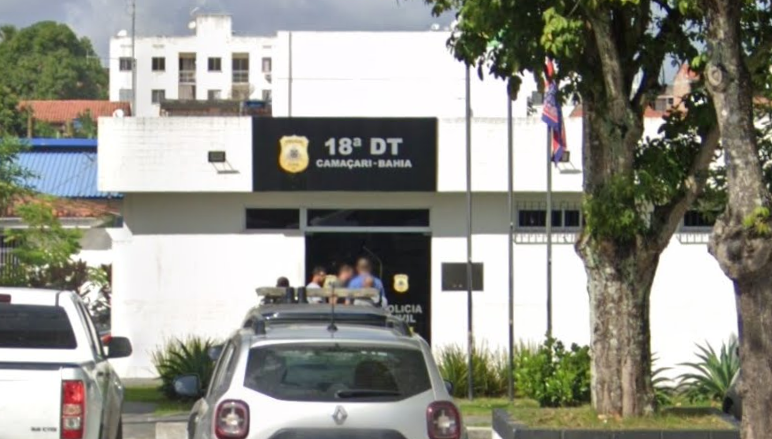 Mulher sofre tentativa de feminic&iacute;dio diante dos quatro filhos em Cama&ccedil;ari. Foto: 18&ordf; DT/ Cama&ccedil;ari 
