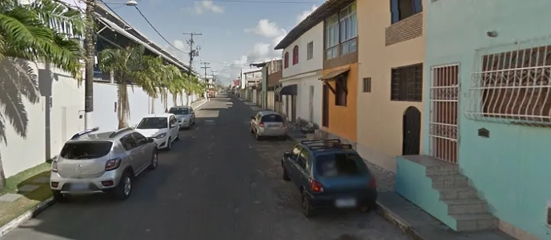 ‘VAI CAIR NA GAIOLA’: Dupla é presa após roubar passageiros em um ponto de ônibus em Stella Mares