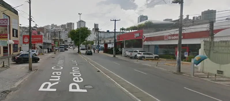 SAQUE: Homens fardados assaltam lotérica no bairro do Rio Vermelho, em Salvador