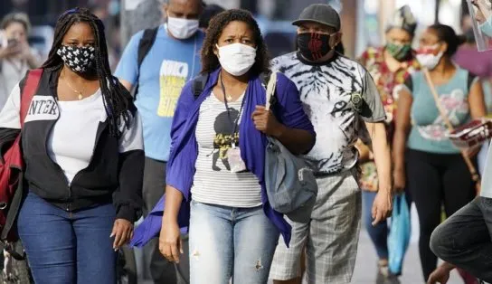 Brasil registra 18,5 mil novos casos e 53 mortes por Covid-19; São Paulo tem maior número acumulado 