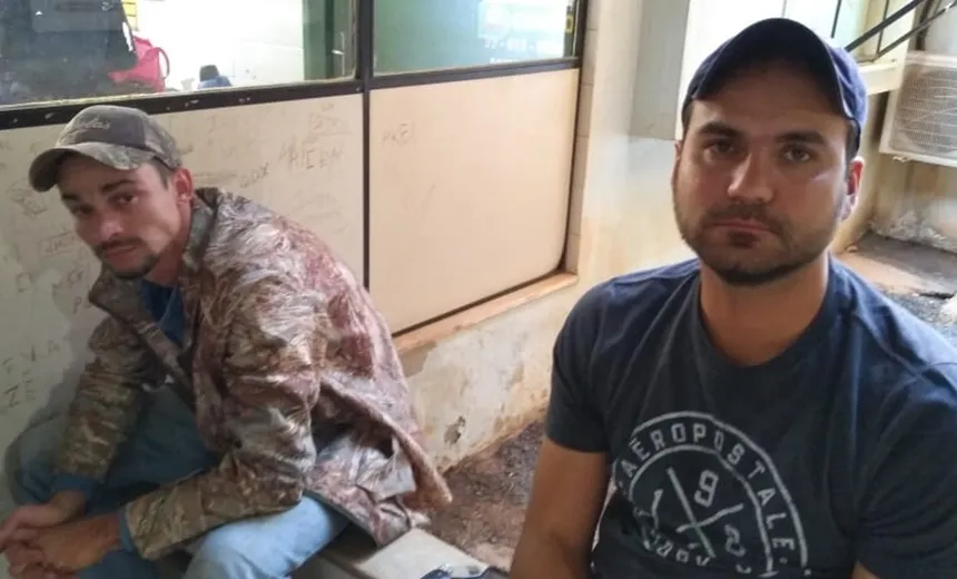 Dois suspeitos são presos portando rifle, pistolas e 500 munições em Barreiras